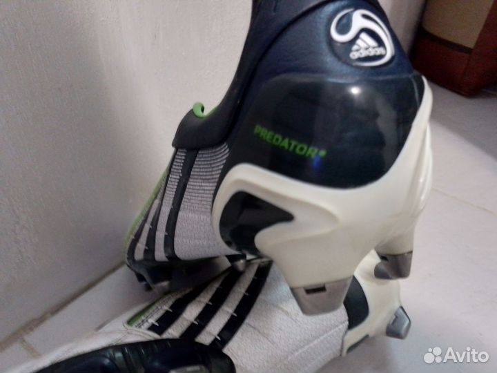 Футбольные бутсы 42 размер adidas