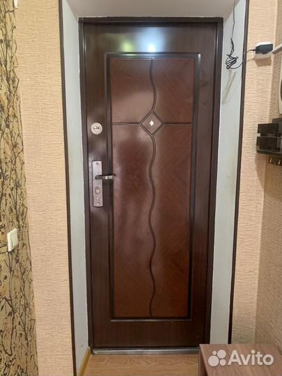 Дверь входная металлическая бу
