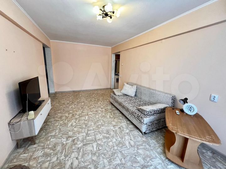 2-к. квартира, 48 м², 3/5 эт.