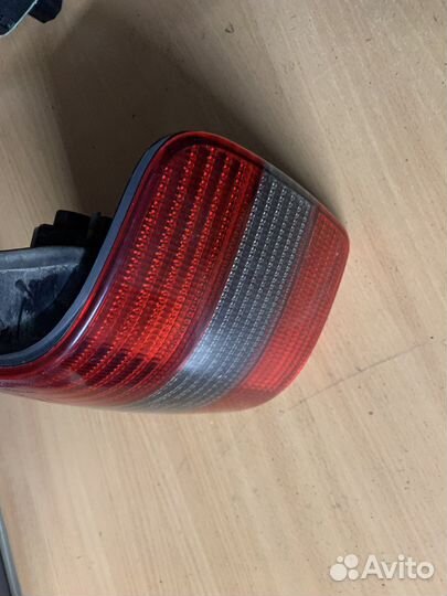 Фонарь правый vw passat b4 седан