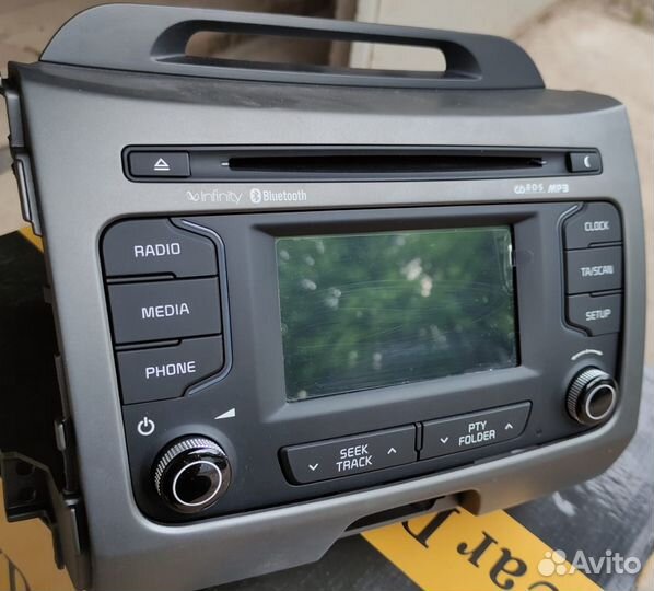 Заводское устройство на KIA Sportage 2014г