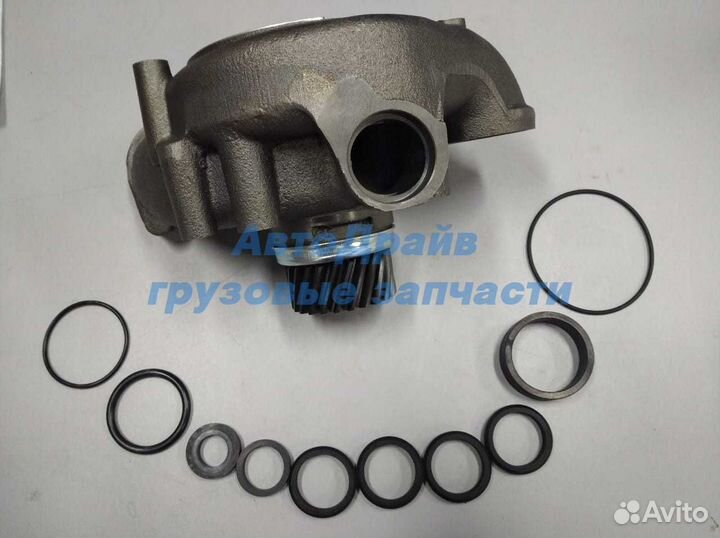 Помпа Volvo FL6 FL7 двигатель TD61 TD63 TD71 TD73