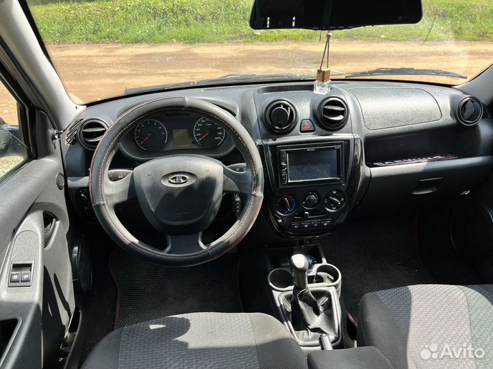 LADA Granta 1.6 МТ, 2013, 160 000 км