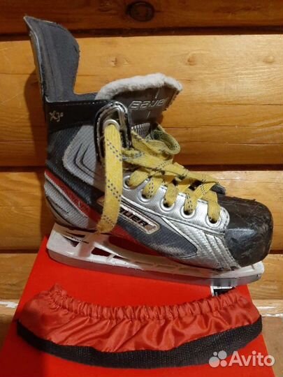 Хоккейные коньки bauer