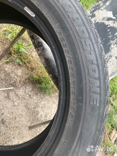 Roadstone N'Fera AU5 235/55 R19