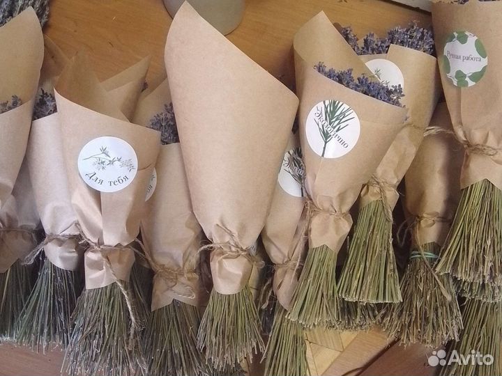 Букетики сухо цвета лаванды к празднику