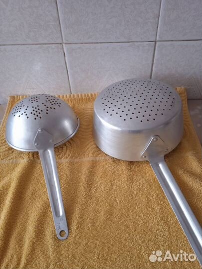 Алюминиевые кастрюли и дуршлаги времён СССР