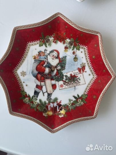 Набор новогодних тарелок