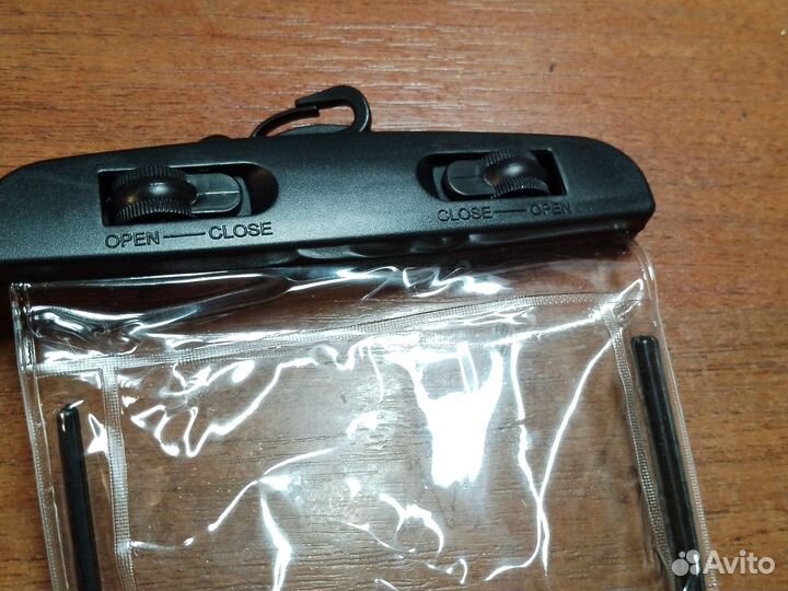 Водонепроницаемый чехол