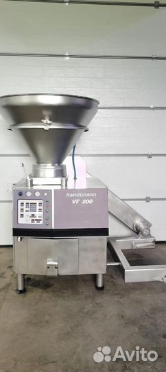 Вакуумный шприц для набивки Handtmann VF200