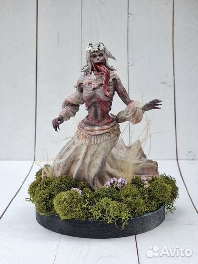 Полуденница из игры Ведьмак. Фигурка коллекционная