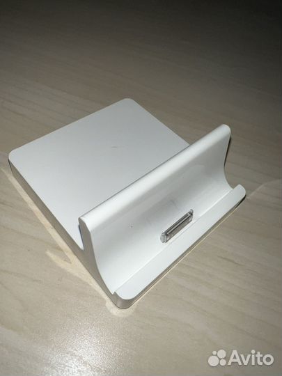 Док-станция iPad