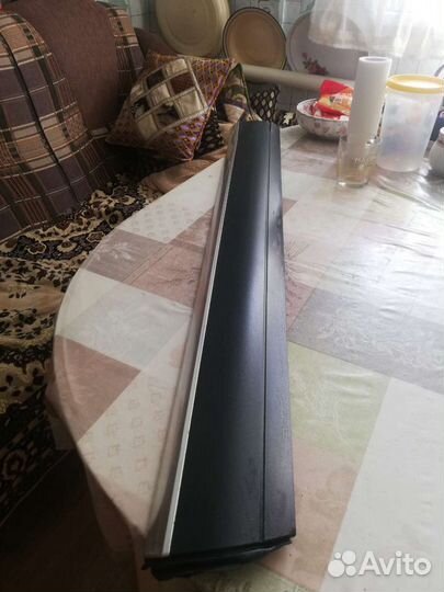 Накладка,Молдинг левой задней двери туарег