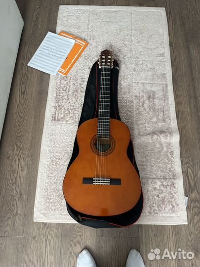 Гитара Yamaha c40