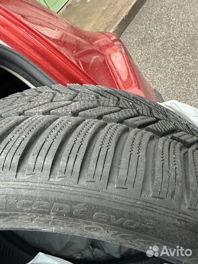 Hankook Winter I'Cept Evo 3 W330 285/35 R20 104W