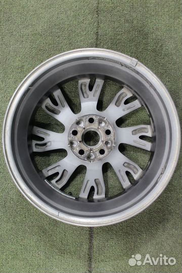 Диск литой R18X7J Mitsubishi (black/SIL)