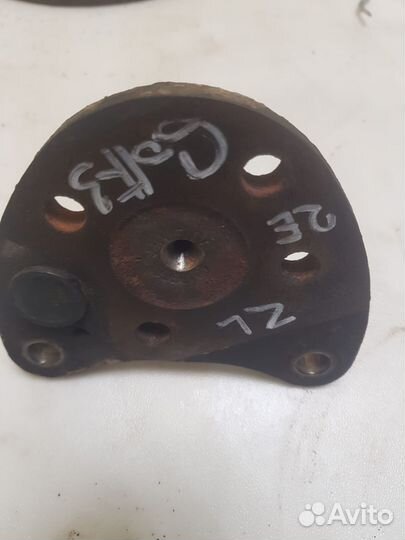 Ступица задняя левая (комплект) Volkswagen Golf 3