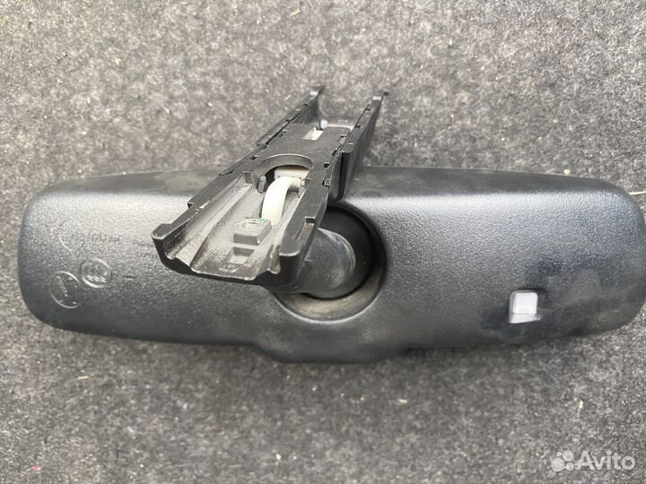 Зеркало с автозатемнением