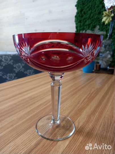 Ваза из рубинового стекла, хрусталь, СССР