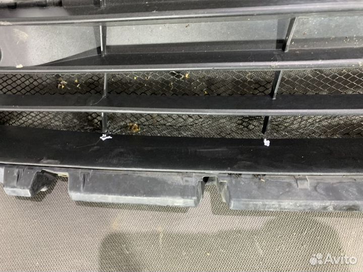 Решетка в бампер центральная Lexus RX 350 2015