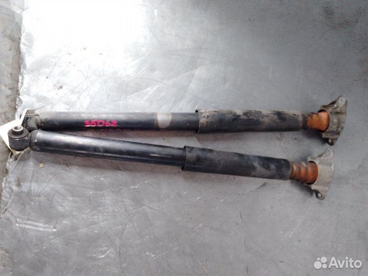 Амортизатор задний Mazda 3 BK 2003-2009