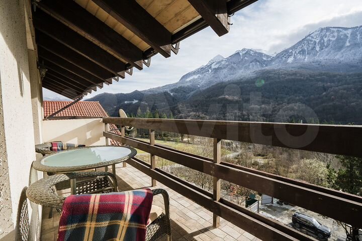 2-к. квартира, 50 м², 4/4 эт.