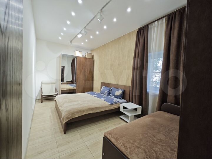 2-к. квартира, 112 м², 1/3 эт.