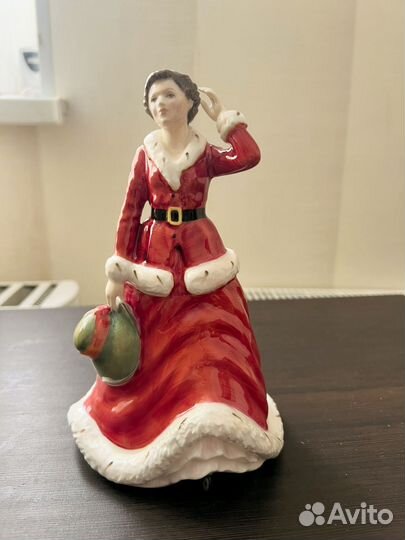 Фарфоровые статуэтки