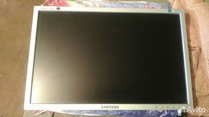 Монитор samsung