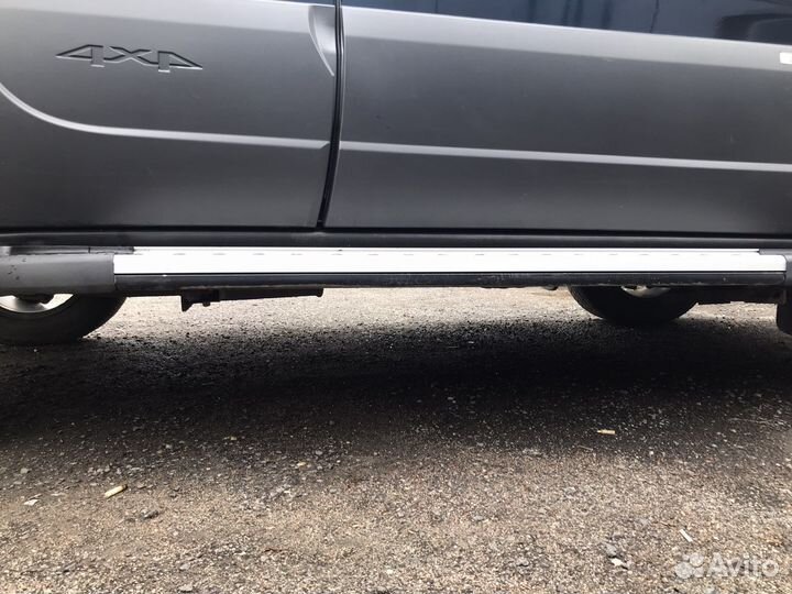 Декоративные пороги для Нива Шевроле