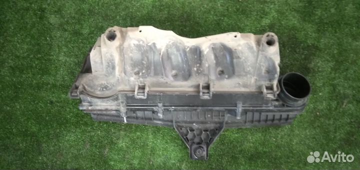 Корпус возд фильтра Peugeot 3008 2010-2016