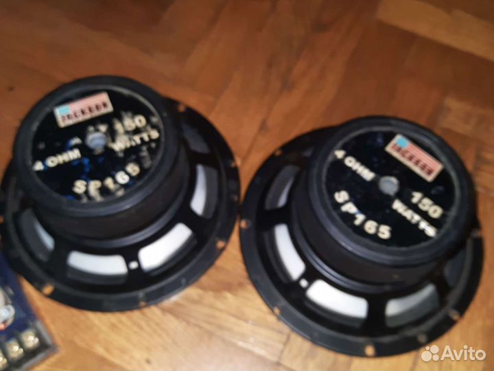Комплект автомобильных динамиков