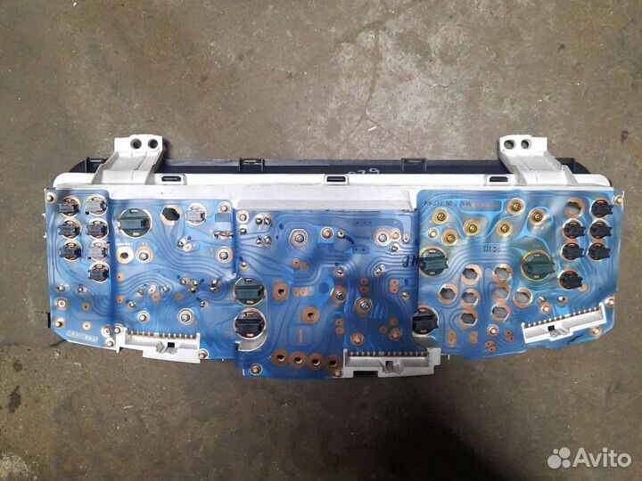 Щиток приборов mazda 626 GE