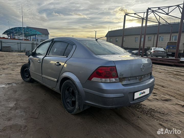 Opel Astra 1.6 МТ, 2008, 170 000 км