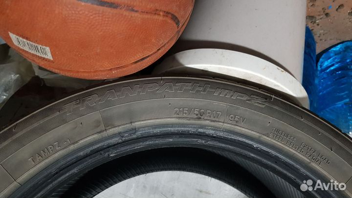 Toyo Tranpath MPZ 215/50 R17 95V