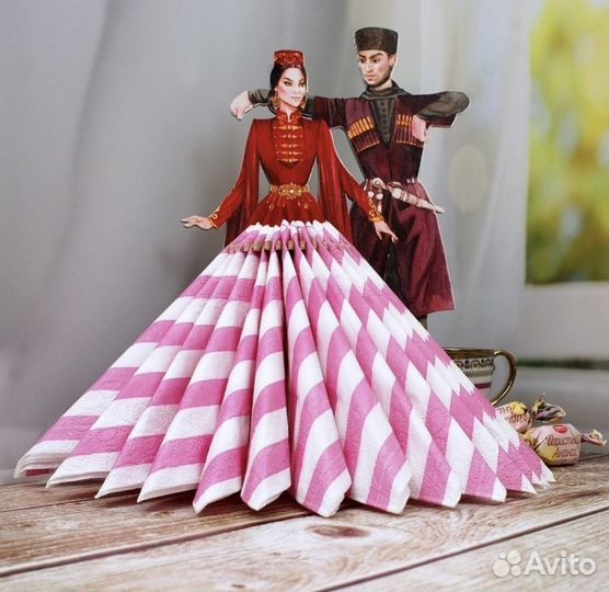 Авторская салфетница из дерева