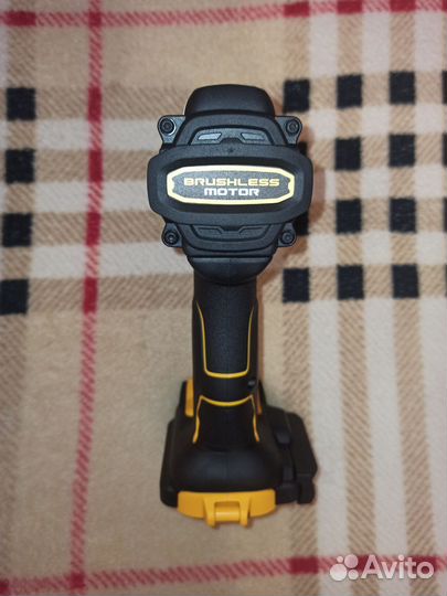 Дрель шуруповёрт Dewalt DCD800(Оригинал)