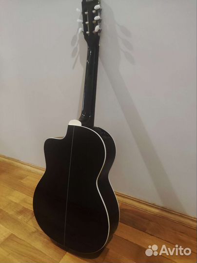 Гитара Takamine