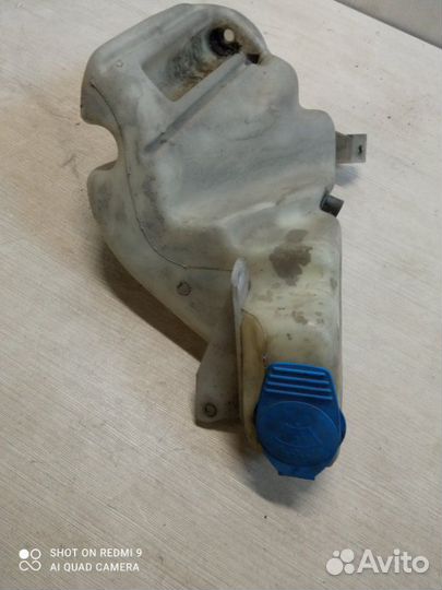 Бачок омывателя лобового стекла Audi A6 C5 AKE