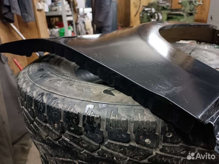 Крыло переднее правое Suzuki grand Vitara