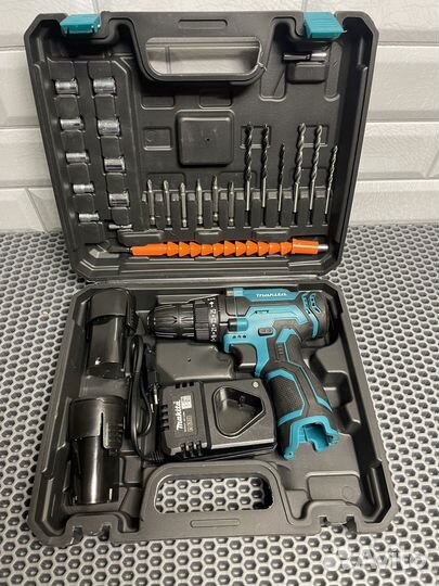 Шуруповерт makita 18v