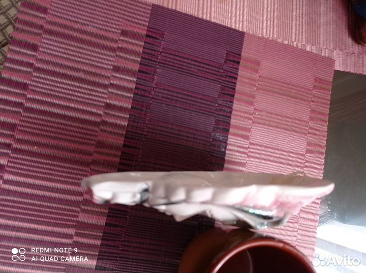 Фарфор маска и ложка деревянная