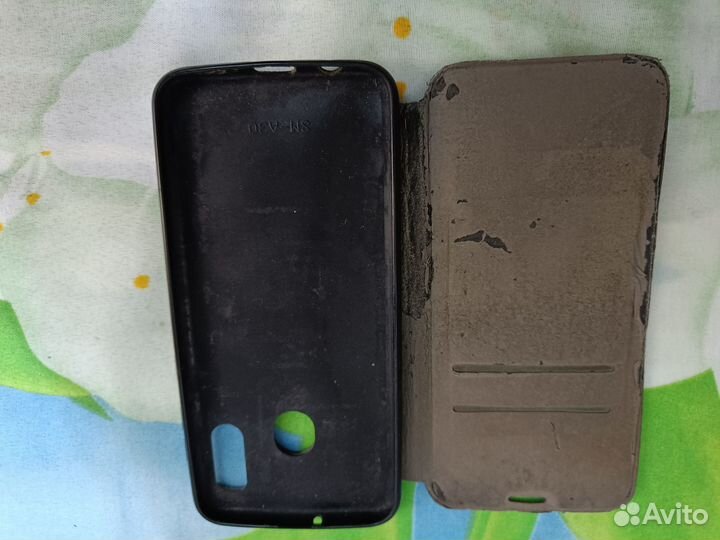 Чехлы на телефон