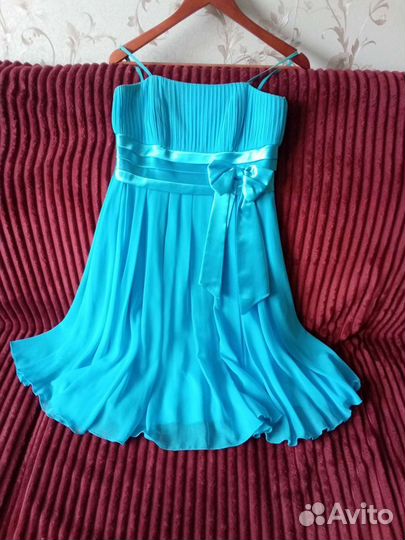 Нарядное платье на выпускной,голубое