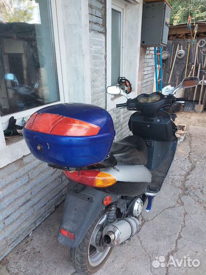 Продам скутер. Volcan 150