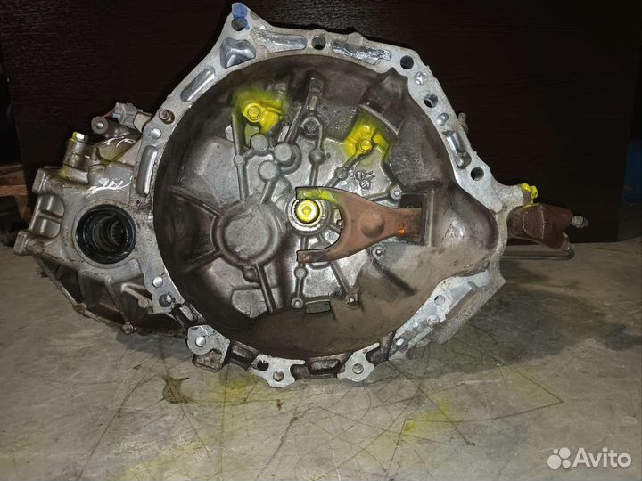 Toyota Auris E150 1,6 5ти ступенчатая мкп