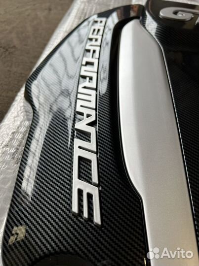 Крышка двигателя Ауди А5 8W 2016