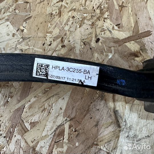 Range Rover 4 Рычаг поперечный передней левый