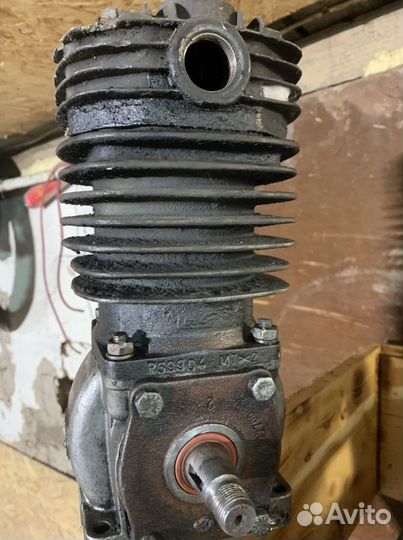 Компрессор автомобильный