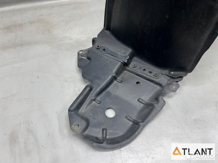 Подкрылок передний левый toyota prius